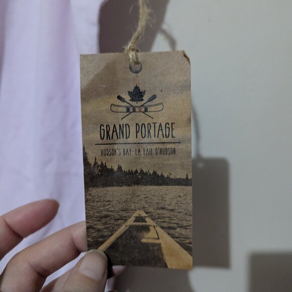 Hudson's Bay Life Is A Grand Portage Tank Top Size XL HBC Canada Outdoors New! - Picture 4 of 8